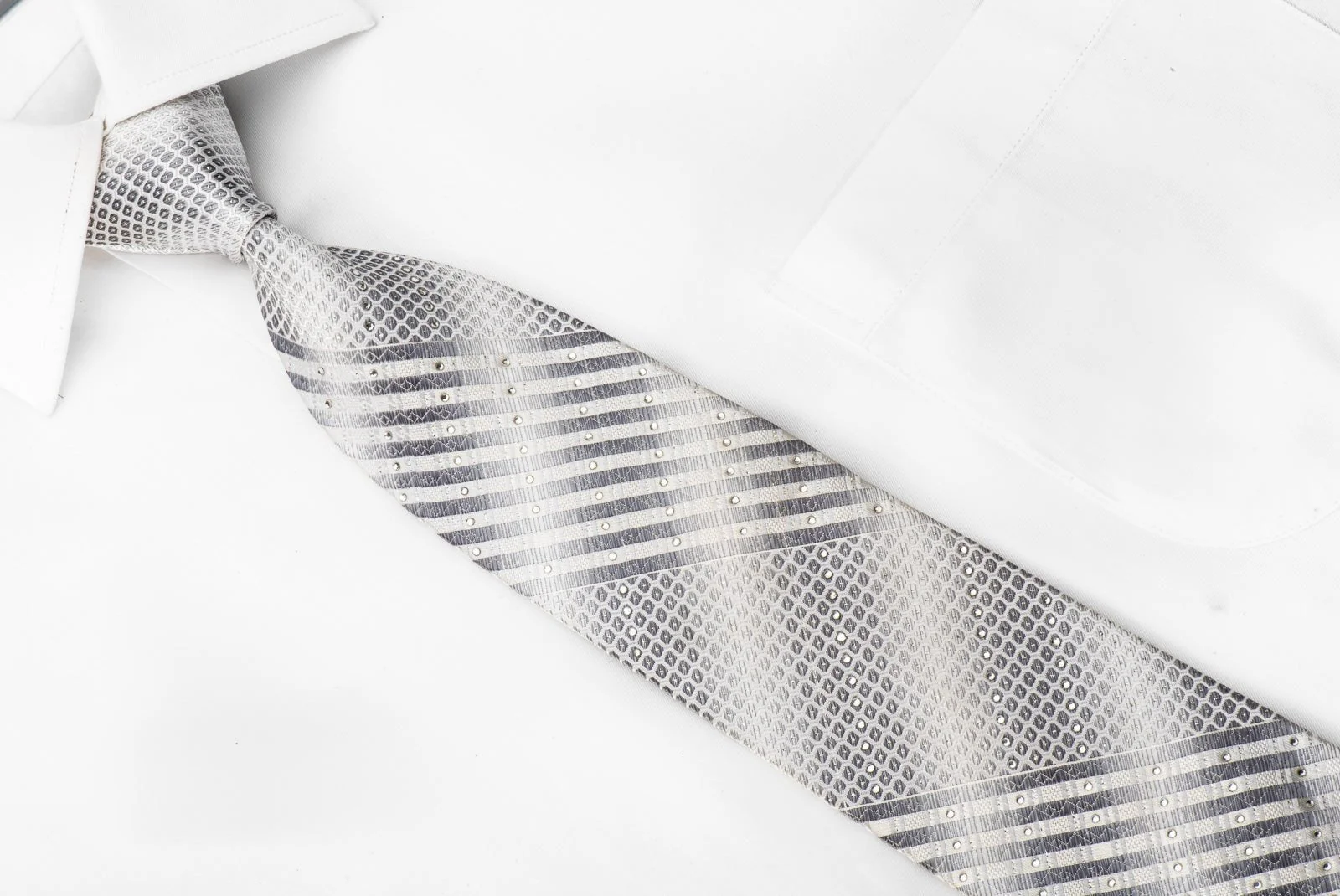 Blu Moon Men's Crystal Tie Silver Striped Trellis On White With Silver Sparkles - Image 3