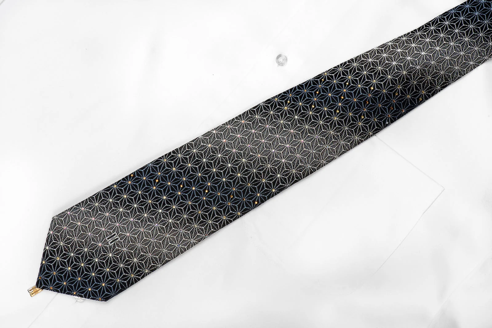 Daks Men's Crystal Silk Tie Silver Trellis On Black With Silver Sparkles - Image 5
