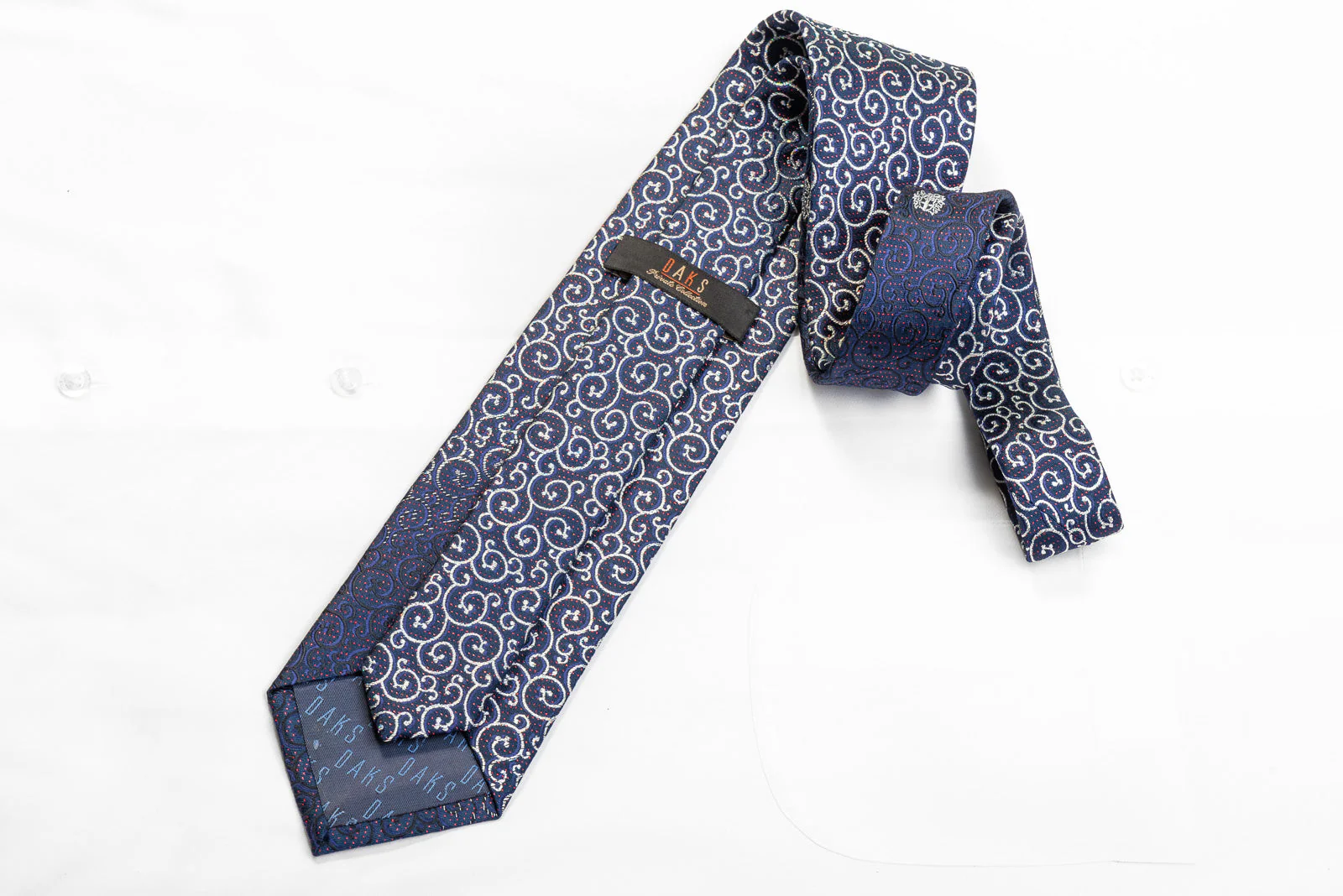 Daks Men's Silk Rhinestone Tie Silver Scrolls On Navy With Sparkles - Image 5
