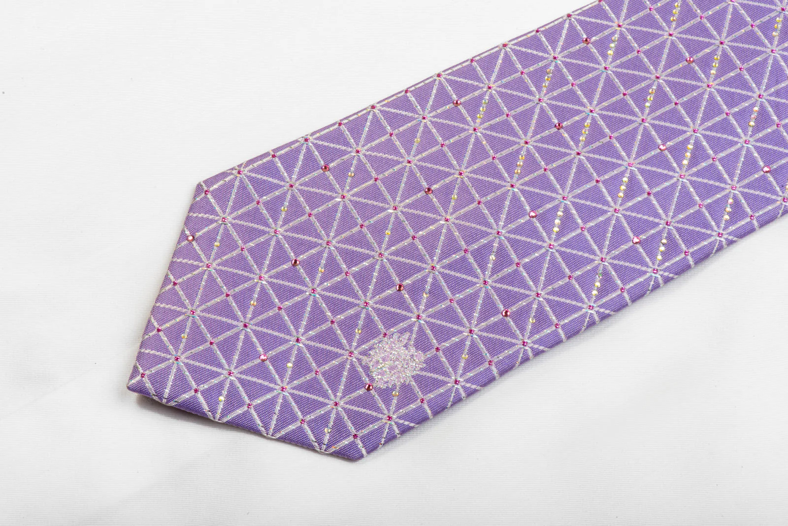 Daks Rhinestone Silk Tie Silver Trellis On Mauve With Silver Sparkles - Image 4