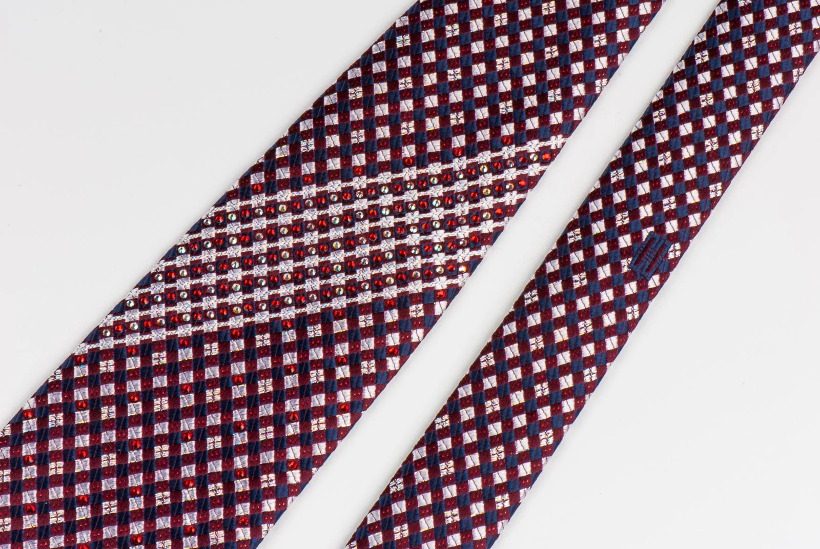Daks Men's Crystal Silk Neck Tie Silver Blue Burgundy Checked Design With red Sparkles - Image 3