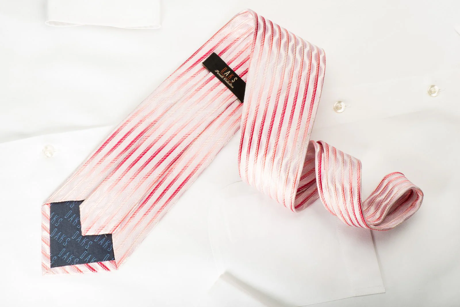 Daks Woven Silk Tie Vertical Striped On Pink With Silver Sparkles - Image 3