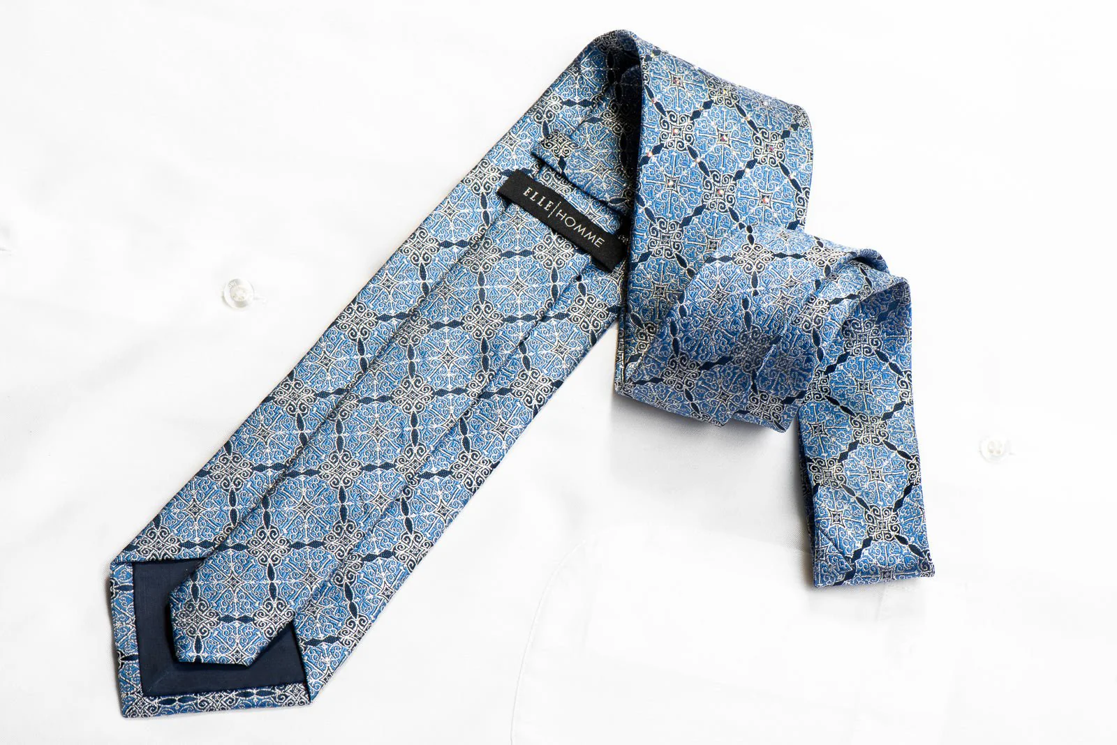 Elle Homme Rhinestone Silk Necktie Silver Cartouche On Pale Blue With Sparkles - Image 5