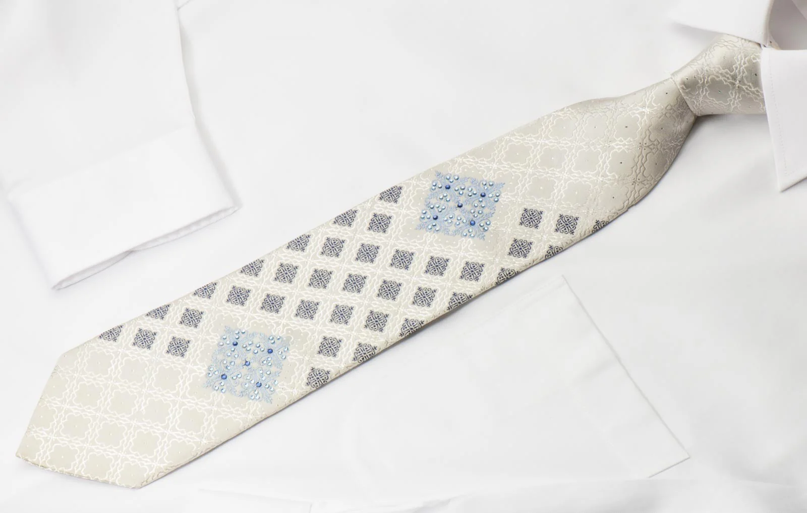 Indian Homme Men's White Crystal Rhinestone Necktie Cartouche On White - Image 6