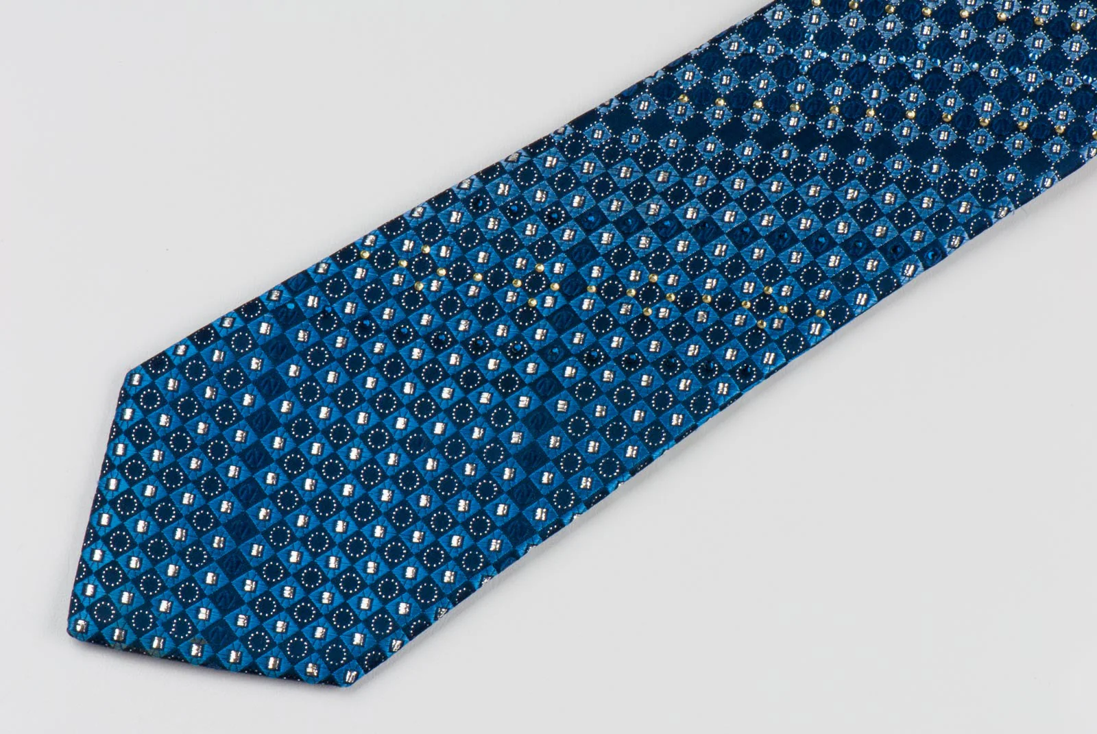 Indian Homme Mens Silk Rhinestone Necktie Blue Checks With Metallic Silver Squares & Sparkles - Image 4