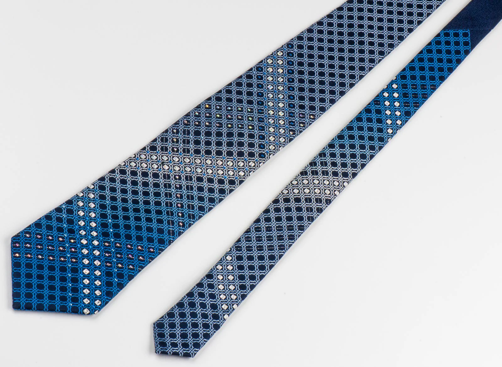 Indian Homme Rhinestone Neck Tie Trellis on Navy Blue Silk With Silver Sparkles - Image 5