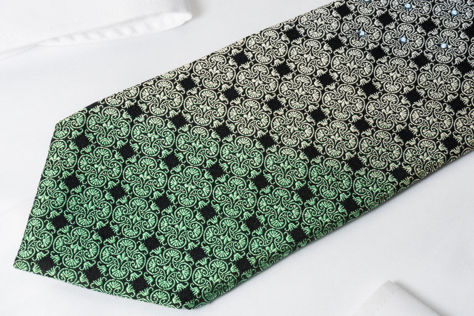 Indian Homme Rhinestone Necktie Blue Green Flur De Lis Motif On Black Silk - Image 5