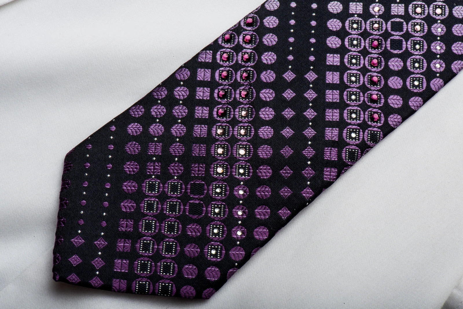 Indian Homme Rhinestone Silk Necktie Geometric On Purple With Silver Sparkles - Image 5