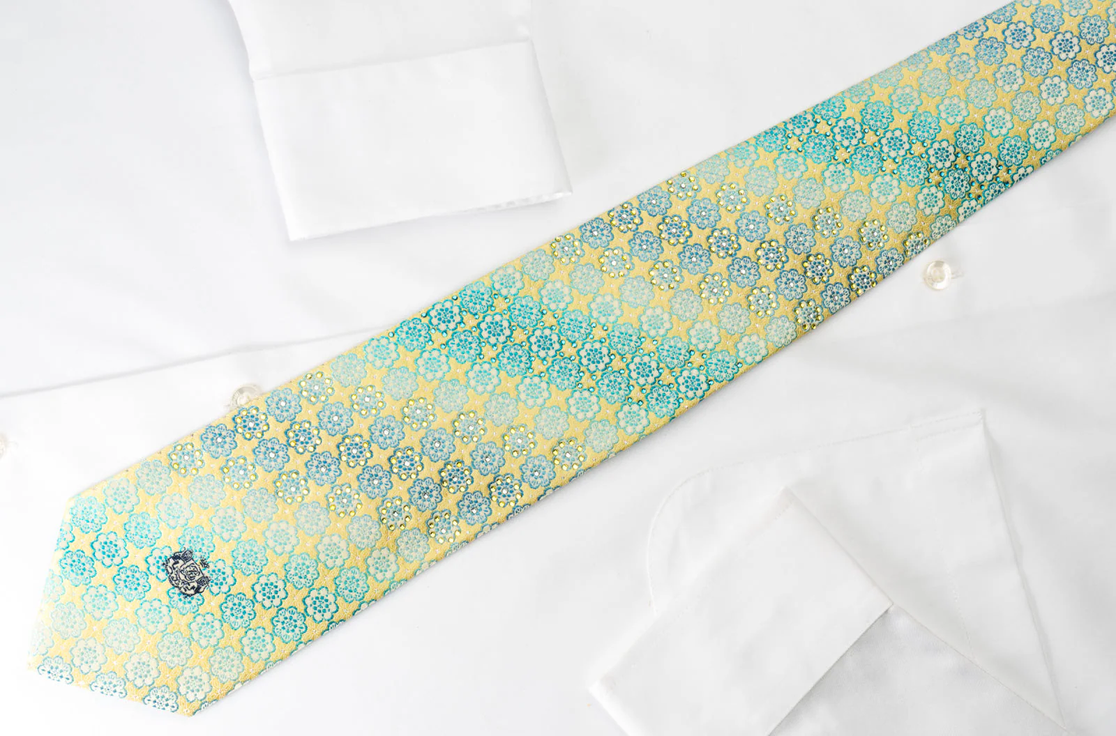 Louis Quatorze Rhinestone Silk Necktie Turquoise Foulard On Lime Green With Silver Sparkles - Image 6