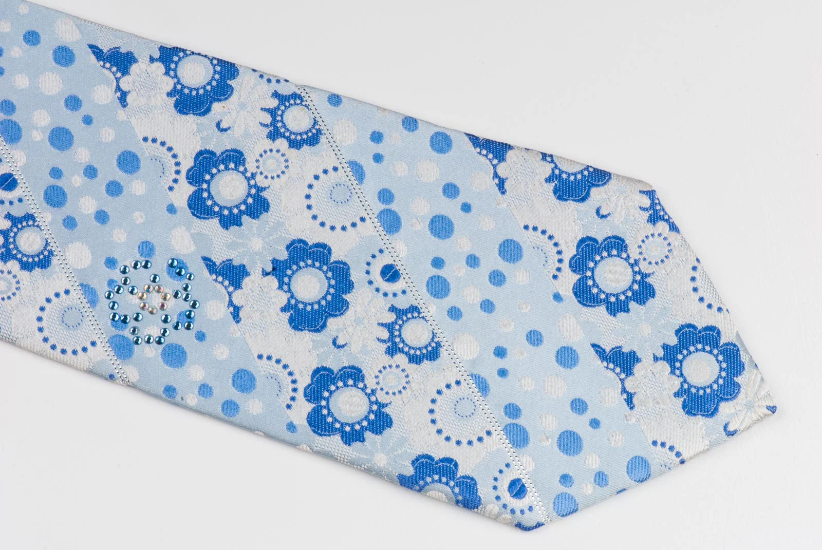 Metro City Silk Necktie Blue Floral Dots Design On Pale Blue With Rhinestones - Image 7
