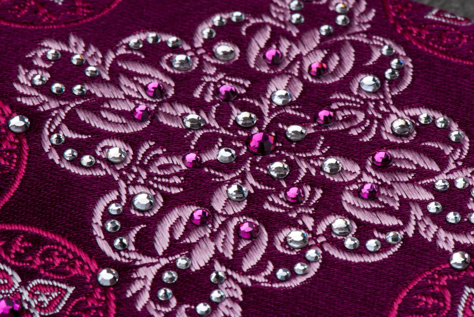 Nina Ricci Rhinestone Silk Neck Tie Medallions On Burgundy Classic 3 1/2 Inch - Image 3