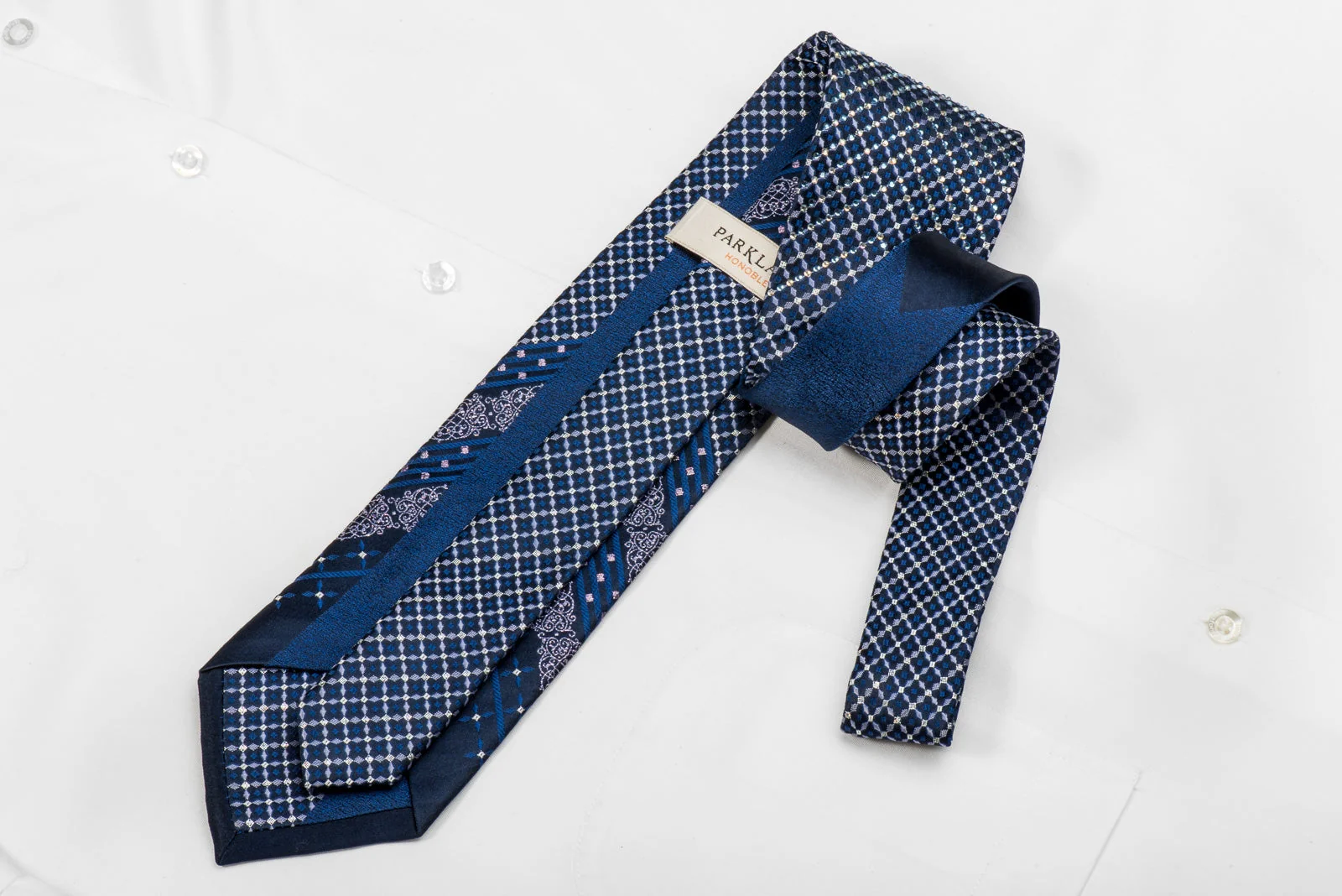 Park Land Men's Crystal Silk Tie V-Striped Trellis On Blue With Sparkles - Image 4