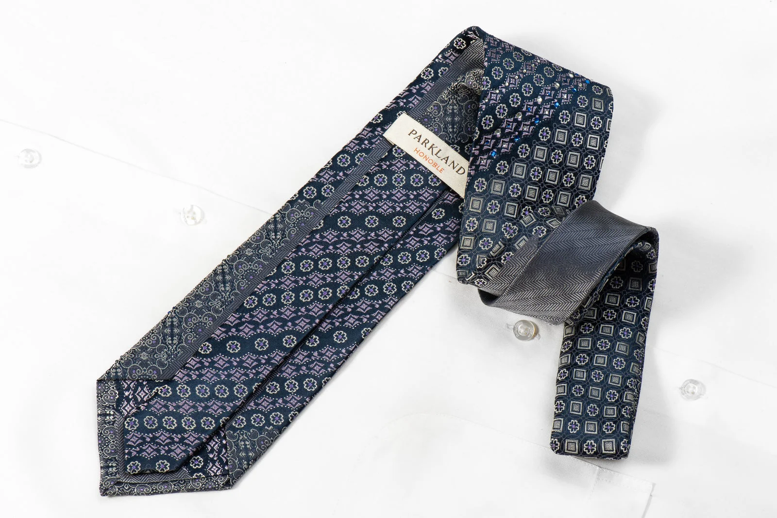 Parkland Men's Crystal Silk Tie Silver Purple Cartouche On Navy With Silver Sparkles - Image 4