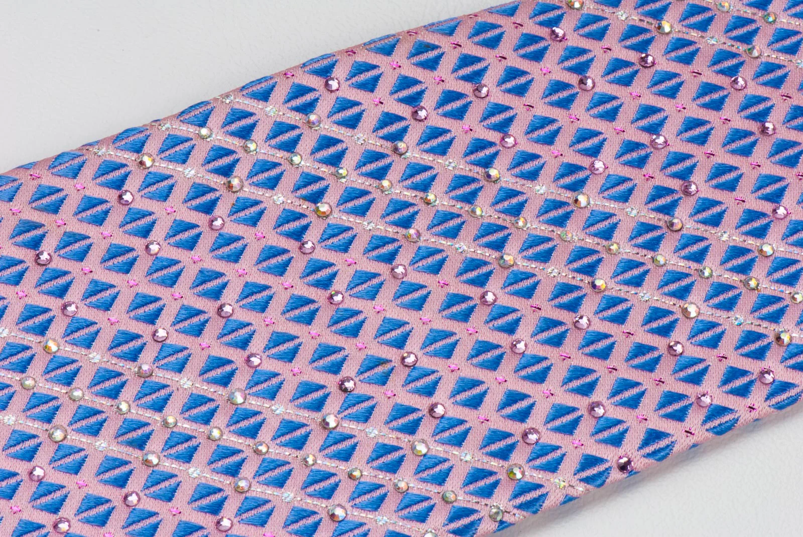 Pierre Cardin Men's Silk Rhinestone Neck Tie Blue Checked On Pink With Silver Sparkles - Image 4