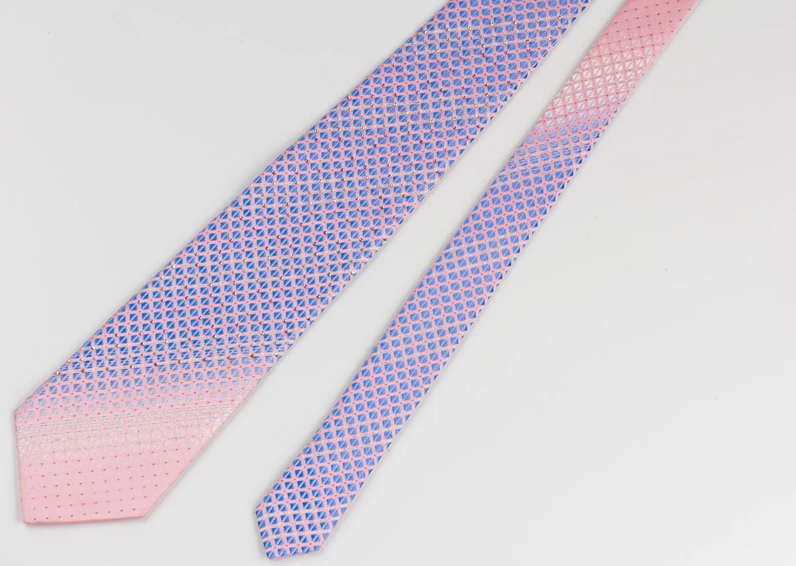 Pierre Cardin Men's Silk Rhinestone Neck Tie Blue Checked On Pink With Silver Sparkles - Image 7