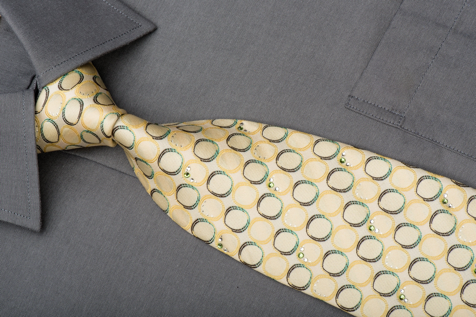 Pierre Cardin Rhinestone Silk Necktie Geometric On Pale Yellow With Silver Sparkles - Image 3