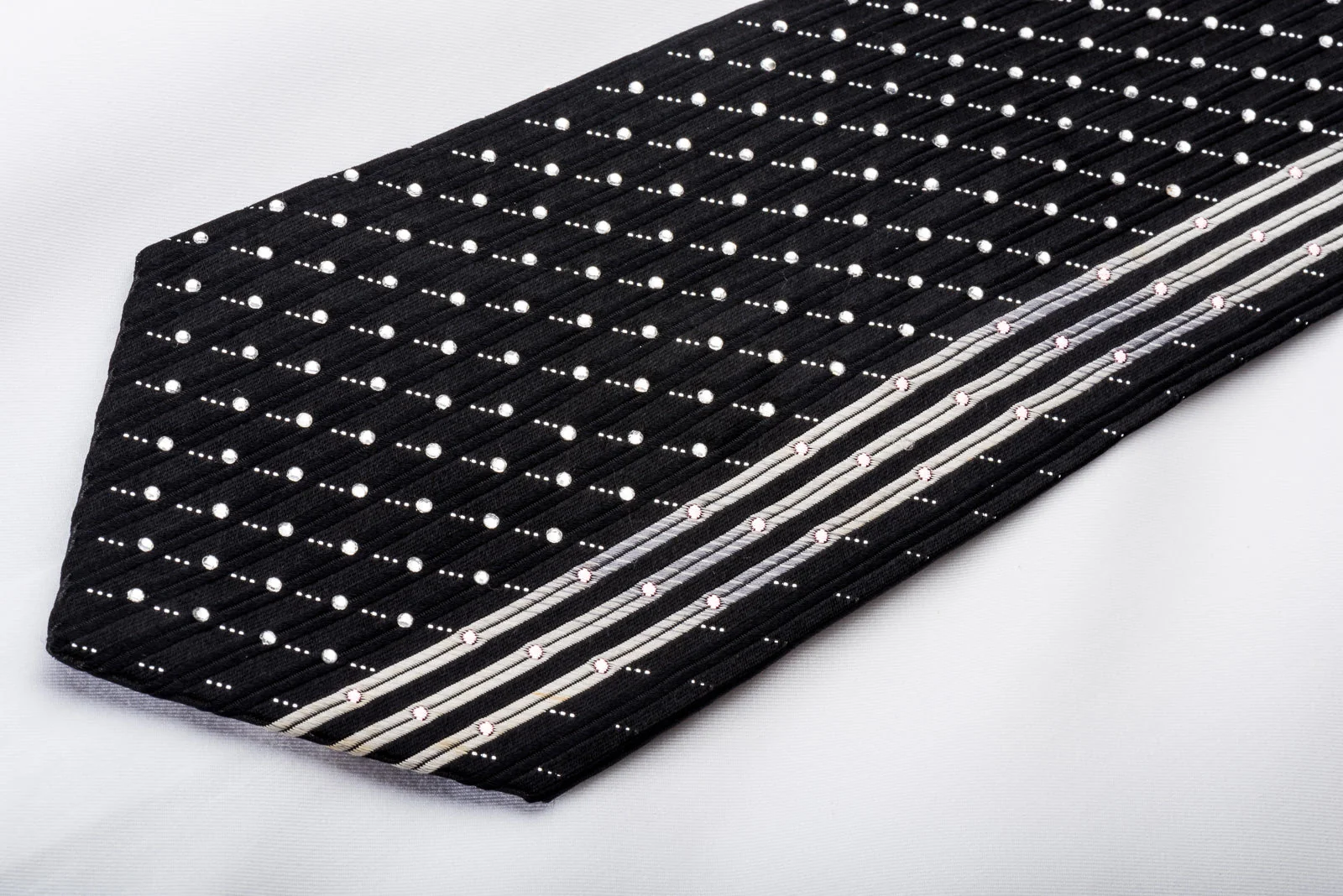 Remizio Men's Black Silk Rhinestone Tie With Silver Sparkles - Image 3