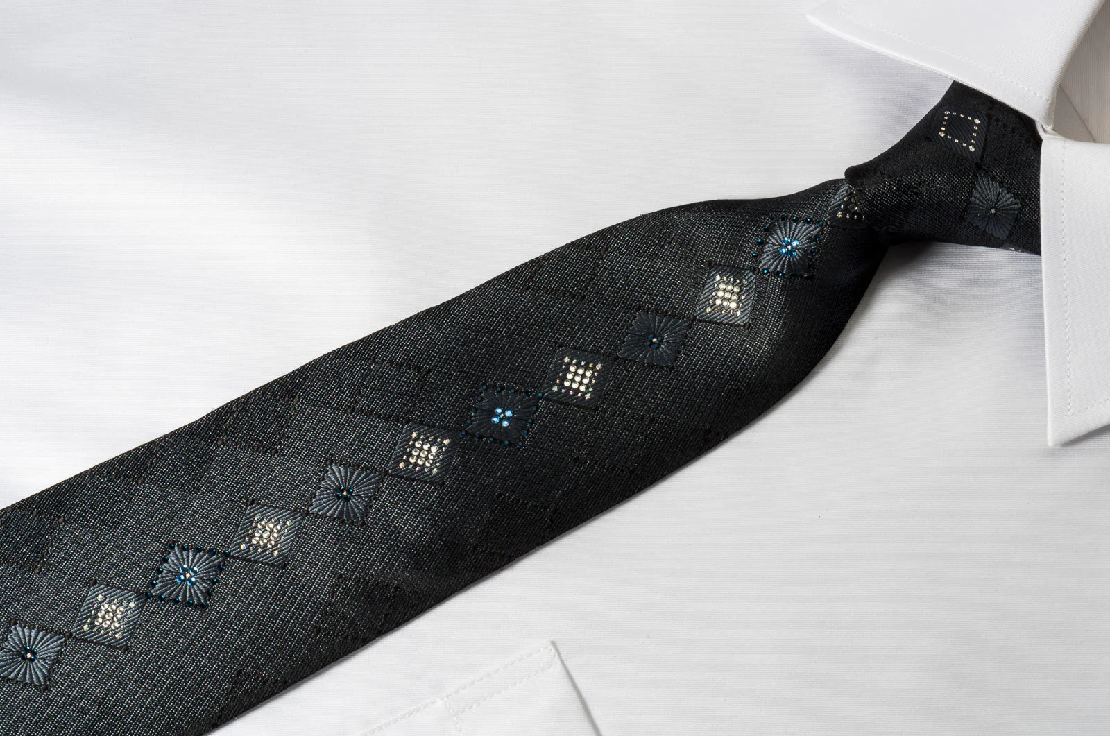 Renoma Black Silk Rhinestone Tie With Silver Sparkles - Image 4
