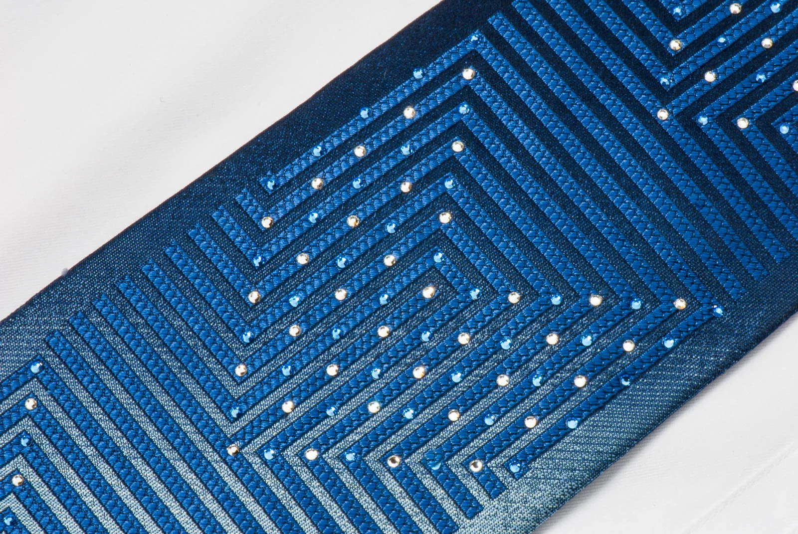 Renoma Crystal Rhinestone Necktie Geometric On Blue With Silver Sparkles - Image 5