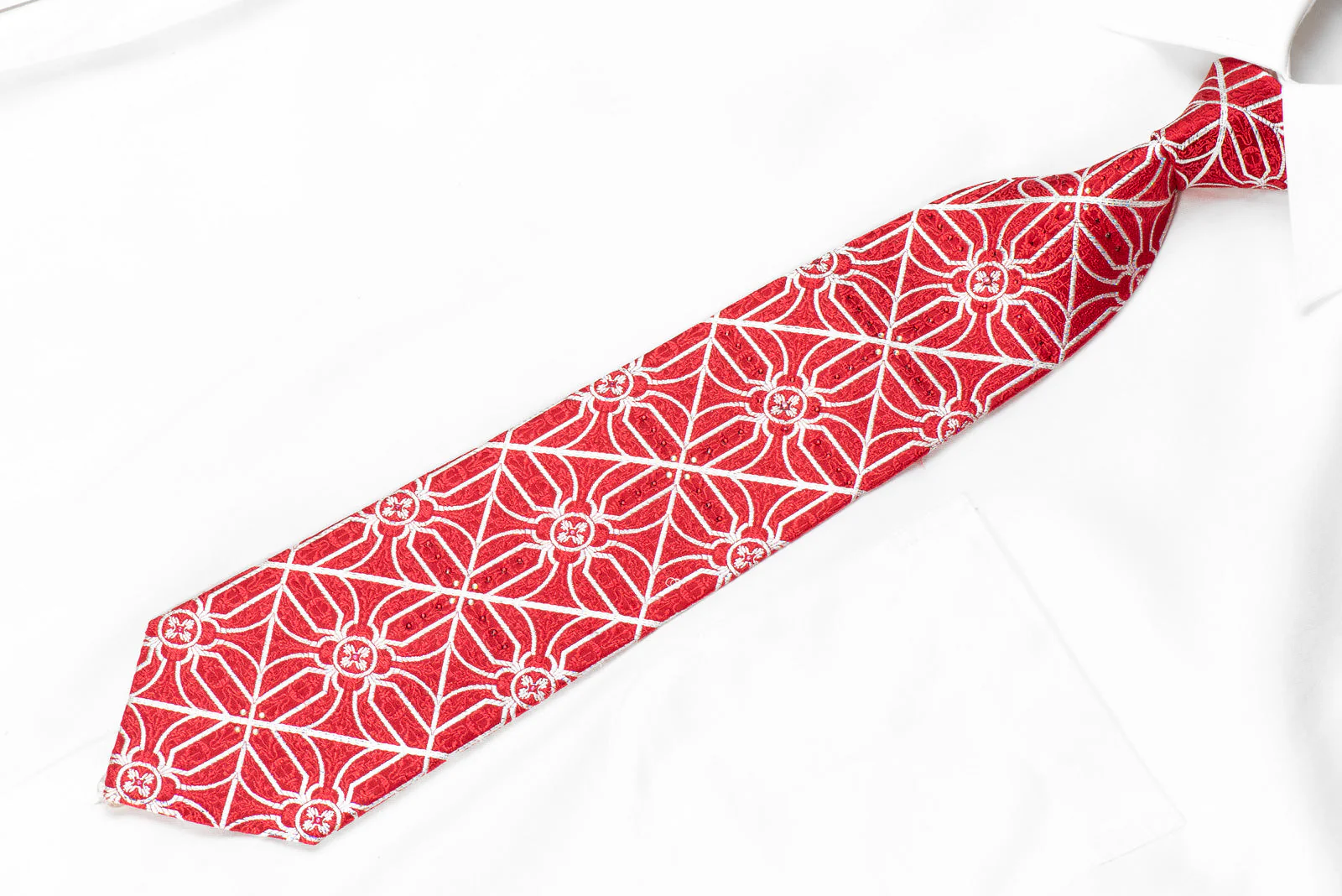 Renoma Mens Crystal Silk Tie Silver Trellis On Red With Silver Sparkles - Image 3