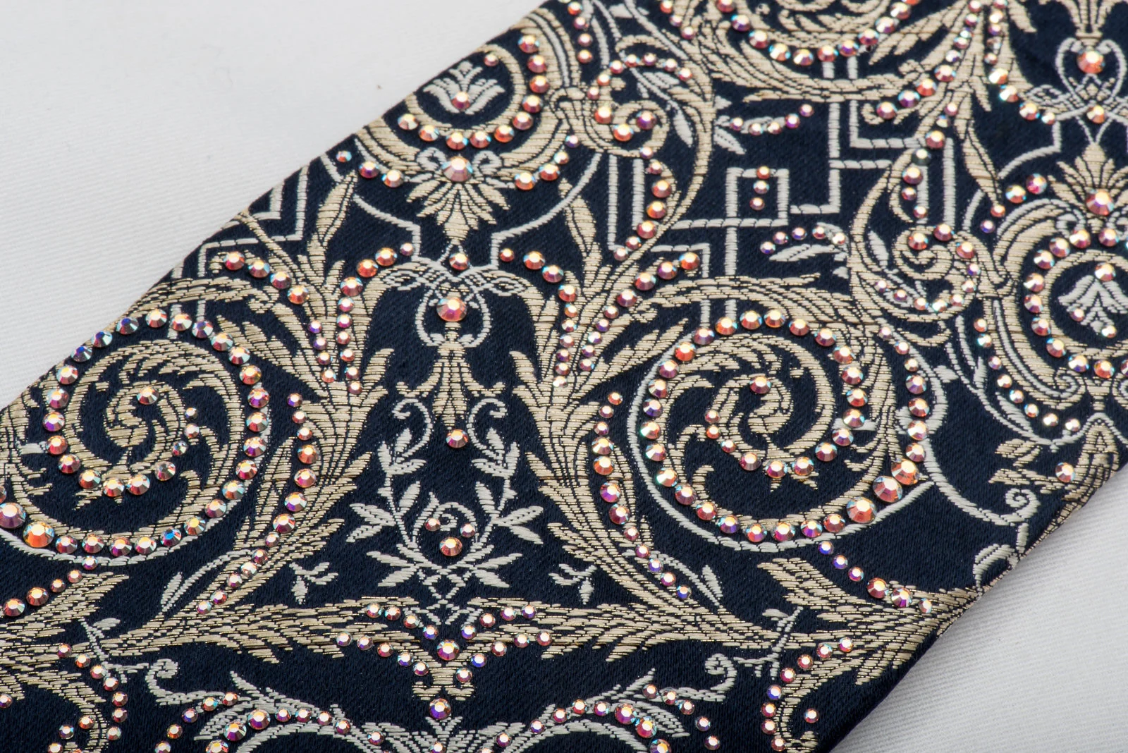 Renoma Rhinestone Silk Necktie Golden Filigree On Navy With Gold Sparkles - Image 6