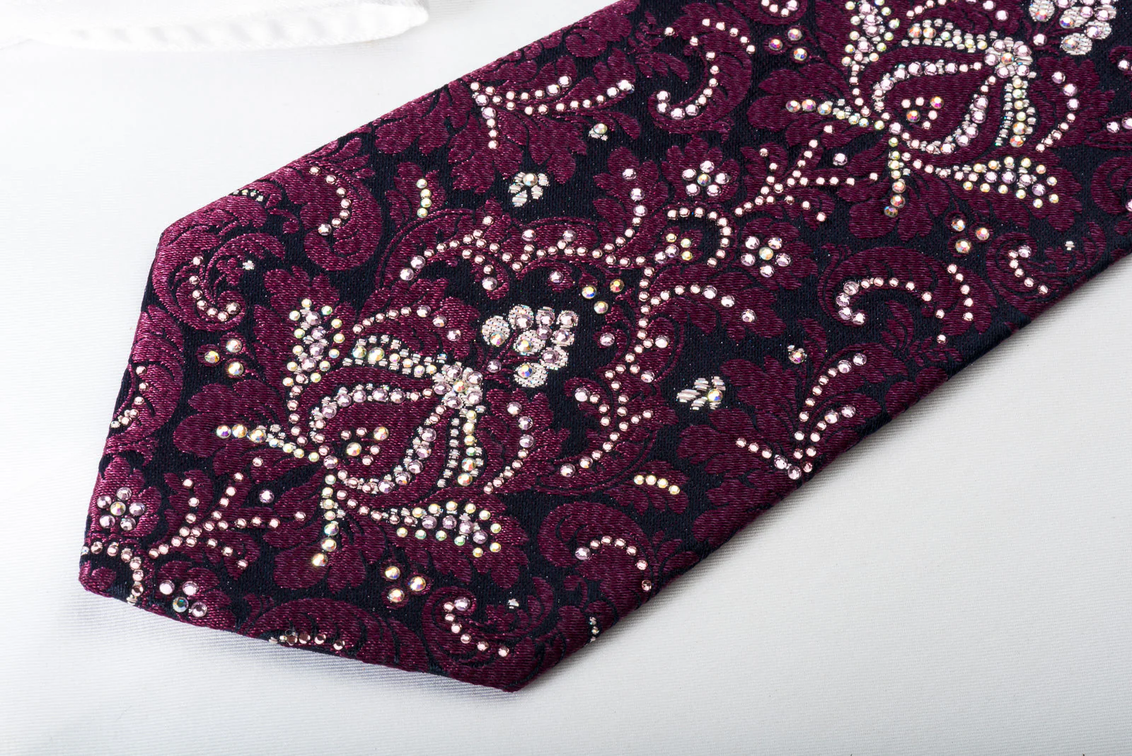 Renoma Rhinestone Tie Purple Damask On Black With Silver Sparkles - Image 5