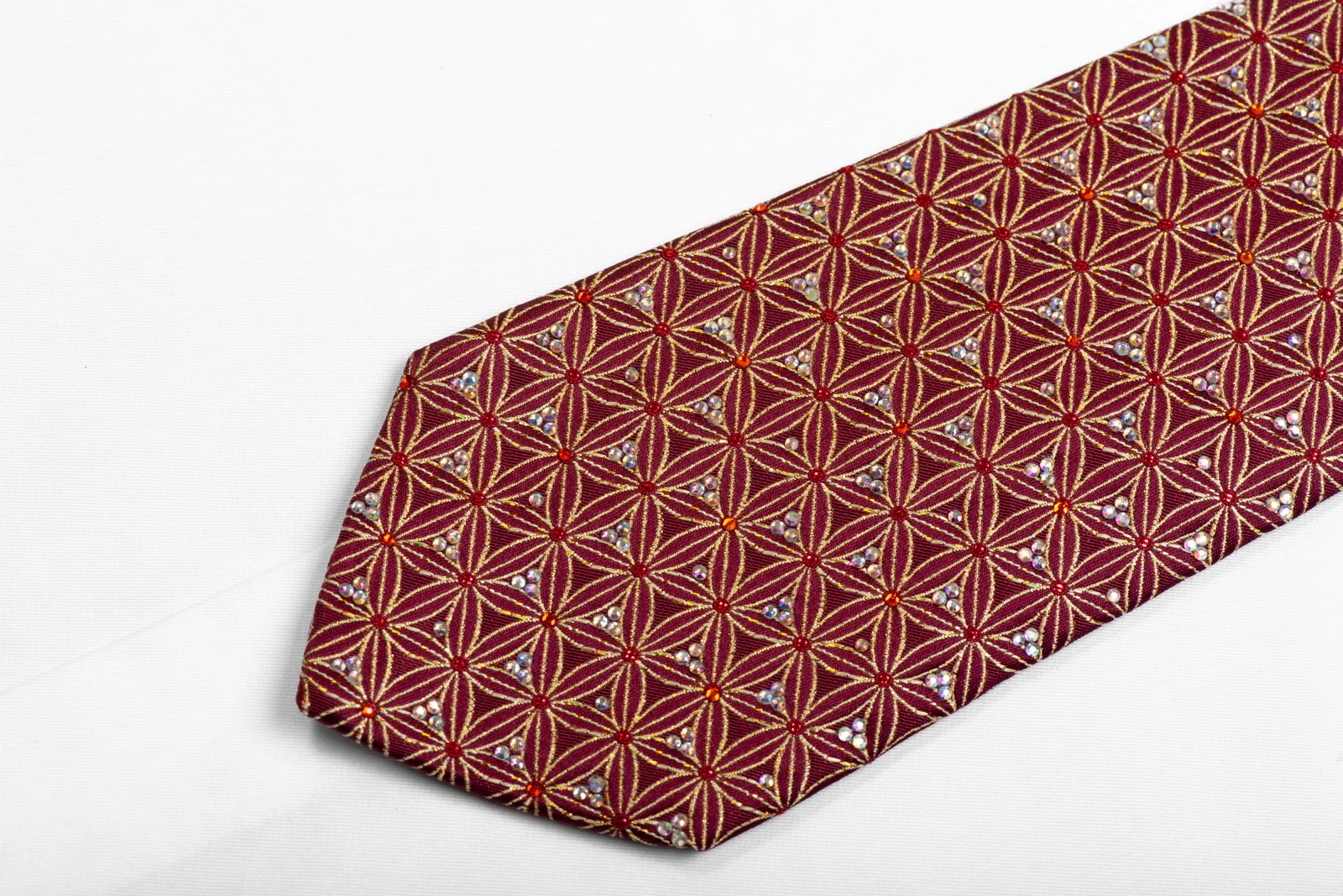 Rhinestone Silk Tie Gold Trellis On Burgundy With Gold Sparkles - Image 4