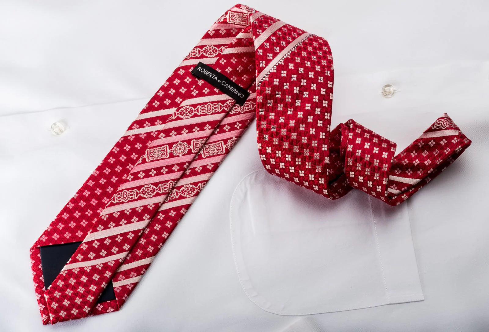 Roberta di Camerino Men's Rhinestone Necktie Striped Cartouche On Red With Silver Sparkles - Image 5