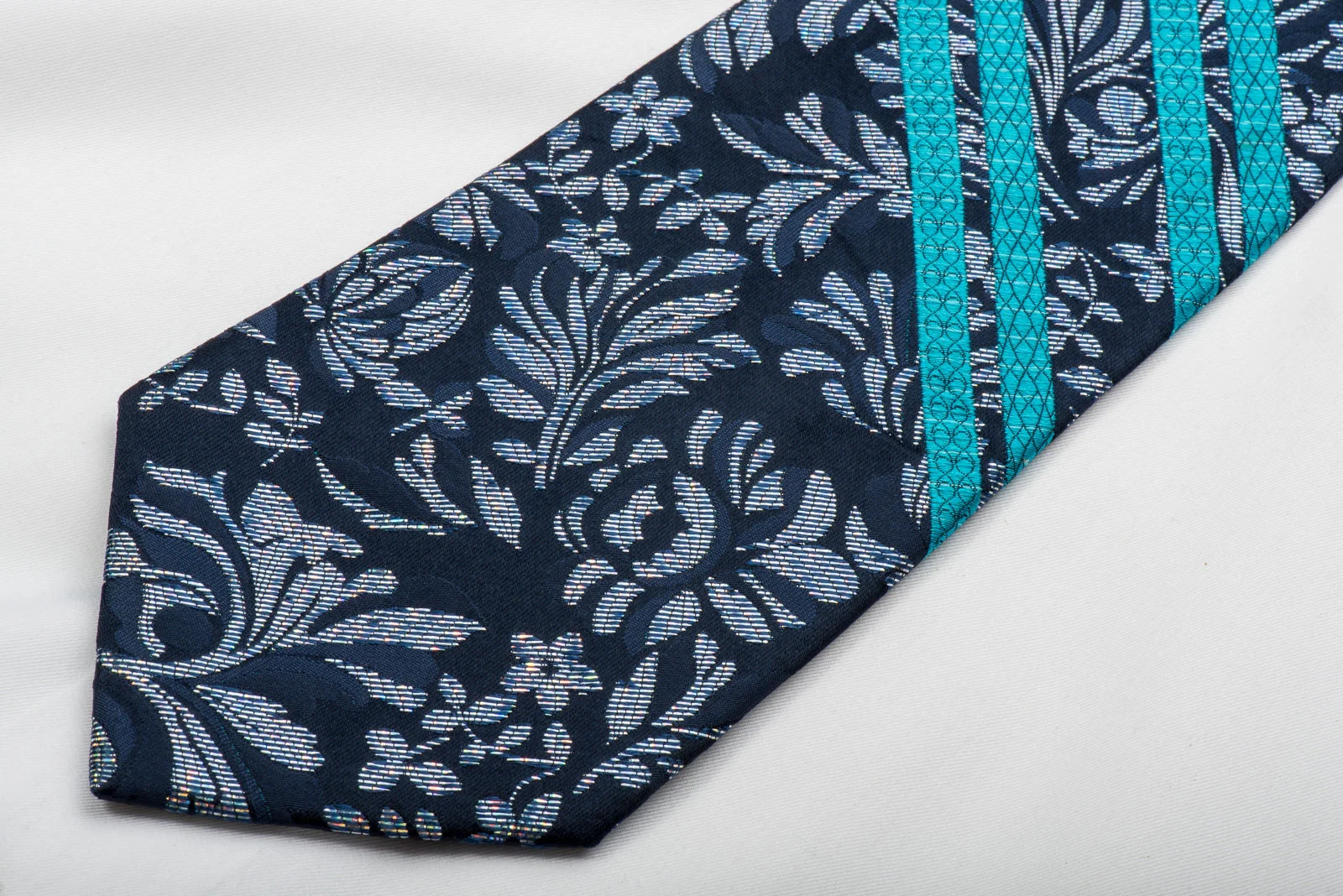 Roberta di Camerino Rhinestone Silk Necktie Blue Stripes & Silver Acanthus On Blue - Image 3