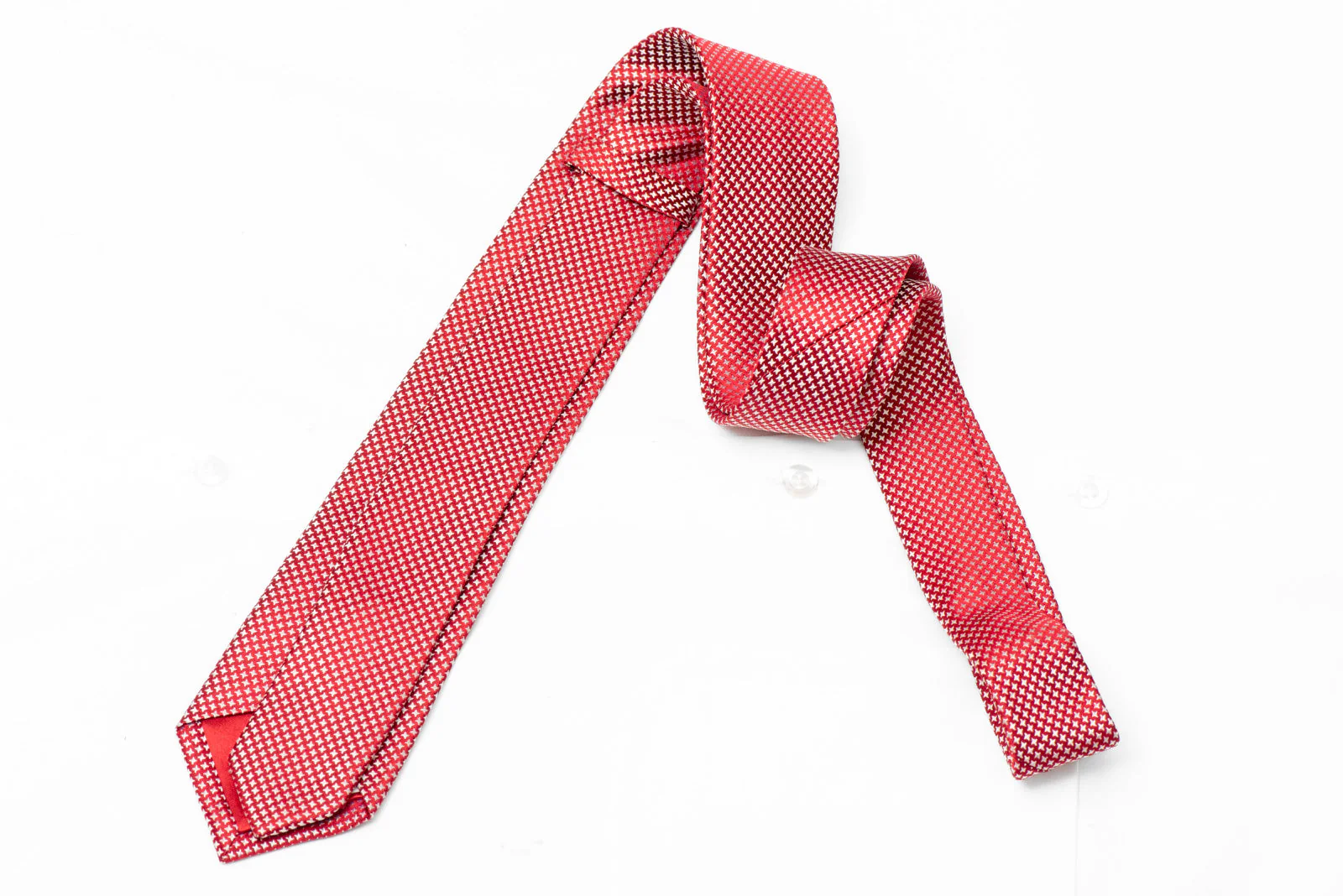Skinny Silk Necktie - Red Micro-Pattern - Image 3