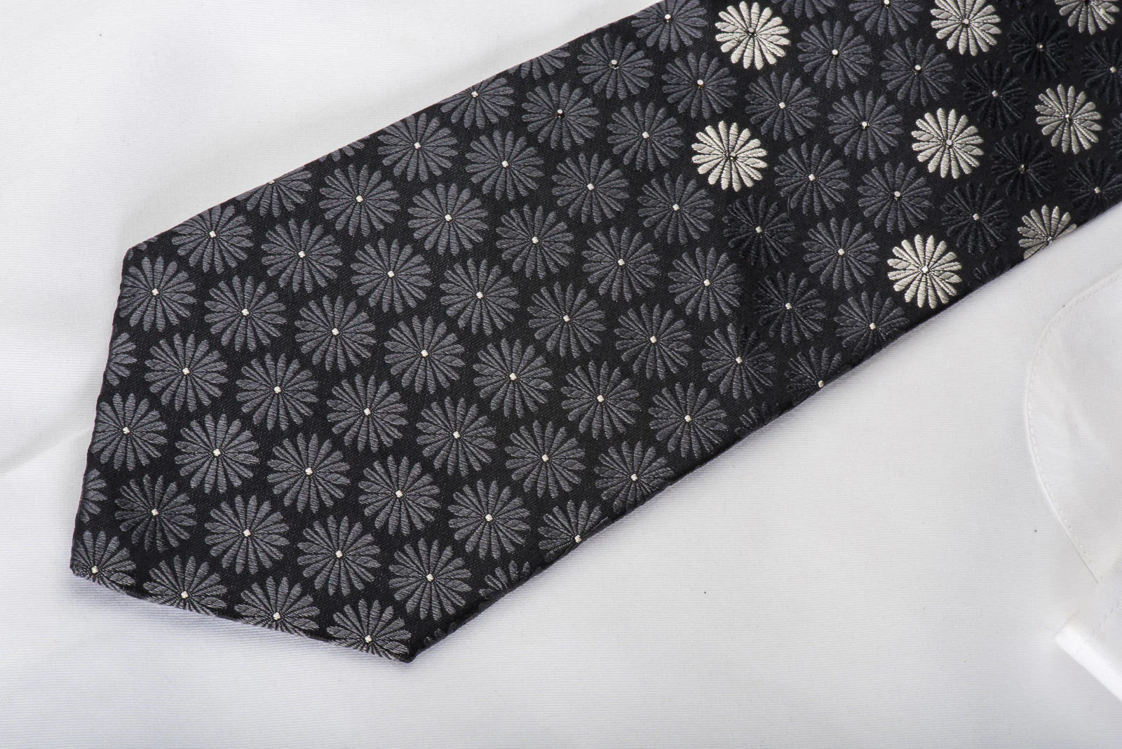 Rhinestone Silk Necktie Silver Floral On Black With Silver Sparkles - Image 4