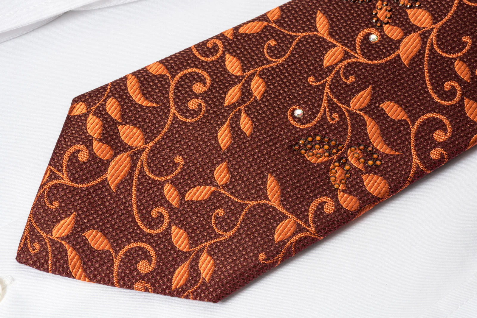 Taiyo Rhinestone Necktie Copper Vines On Brown With Copper Sparkles - Image 4