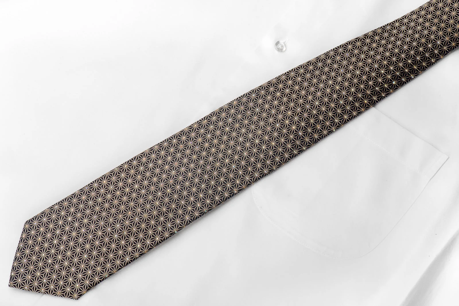 Ungaro Men's Crystal Tie Golden Trellis On Navy With Gold Sparkles - Image 4
