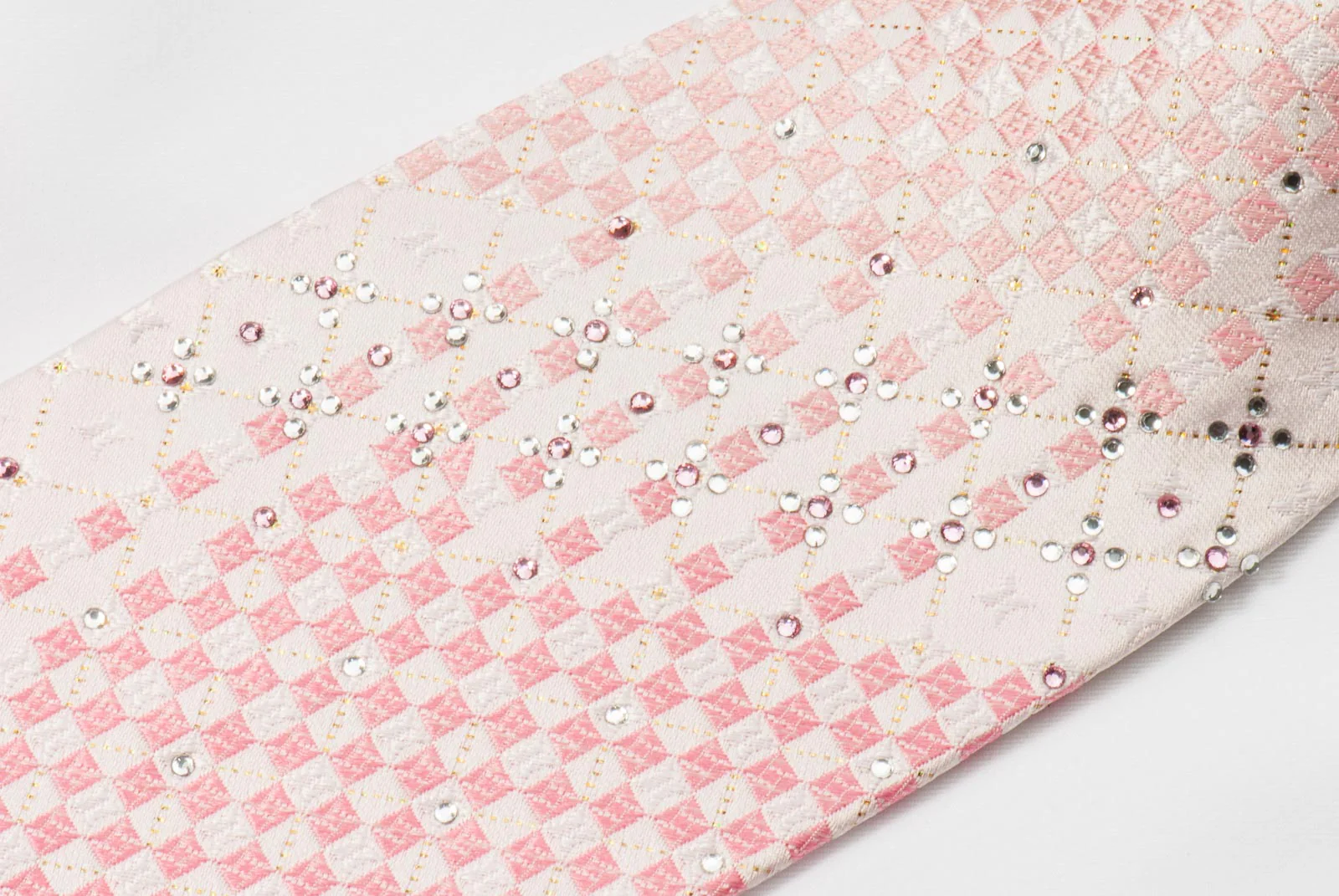 Vacci Mens Silk Rhinestone Necktie Checker On Pink With Silver Sparkles - Image 3