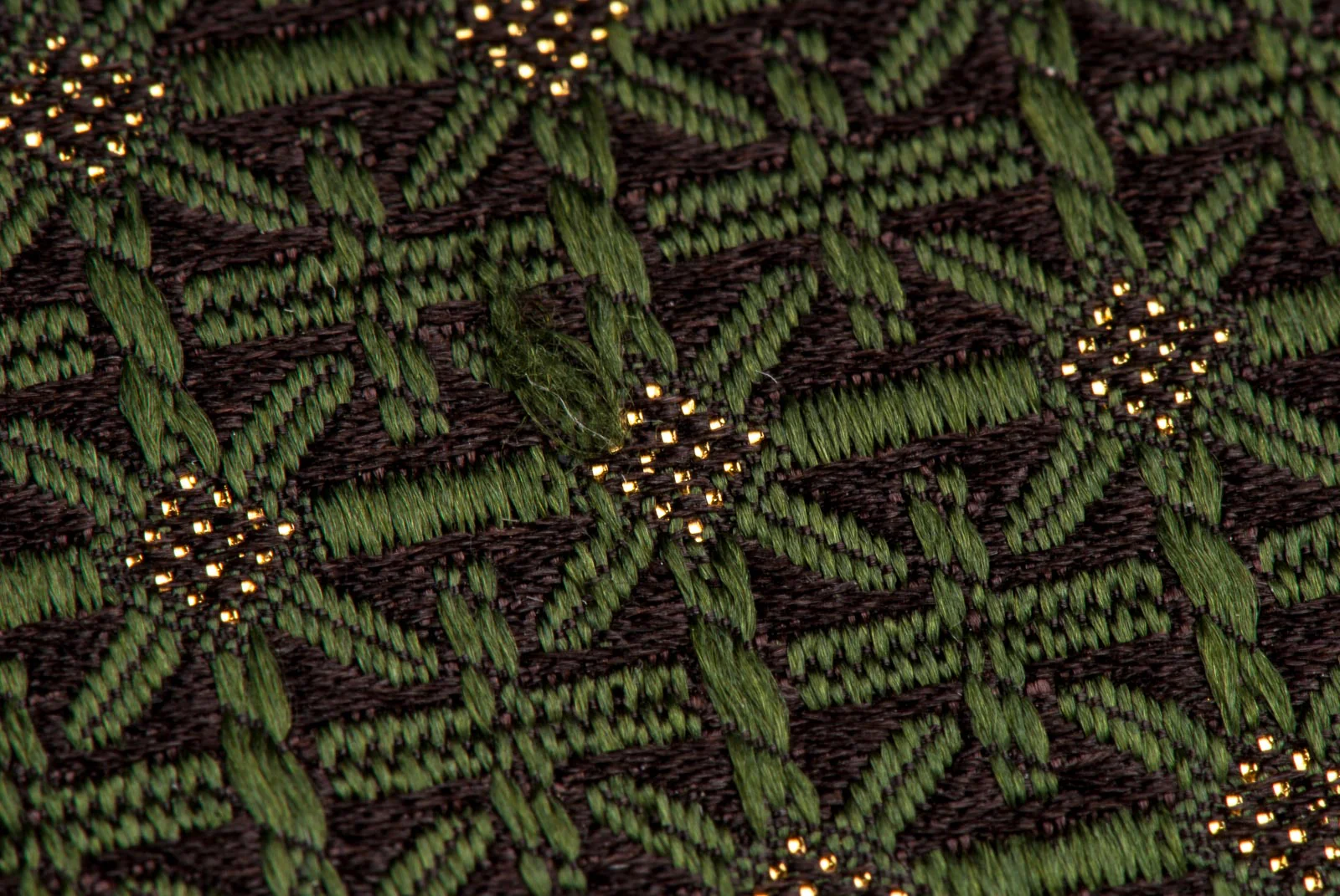 Vito Rufolo Rhinestone Silk Neck Tie Green Trellis With Golden Highlights - Image 3